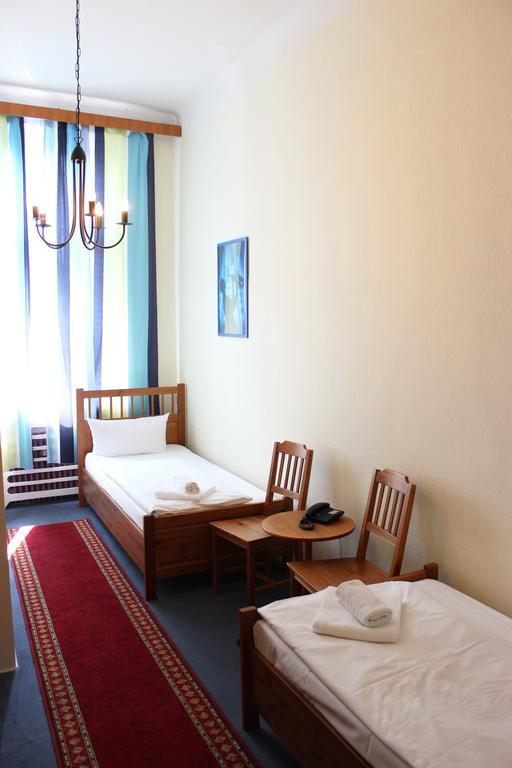 Hotel-Pension Rheingold Am Kurfuerstendamm Berlin Dış mekan fotoğraf