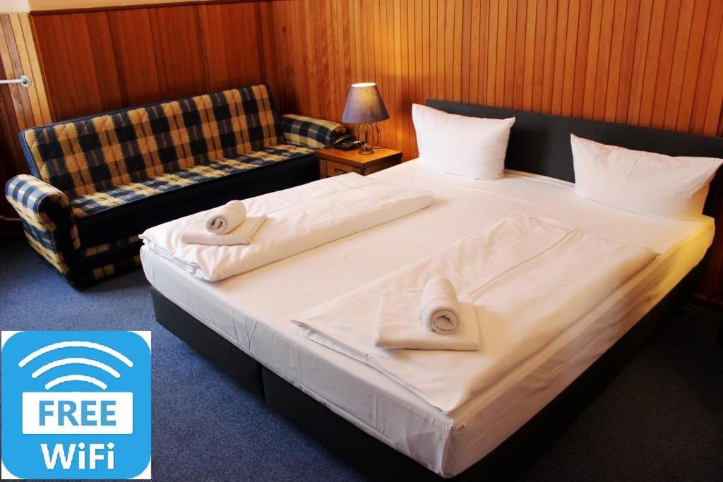 Hotel-Pension Rheingold Am Kurfuerstendamm Berlin Dış mekan fotoğraf