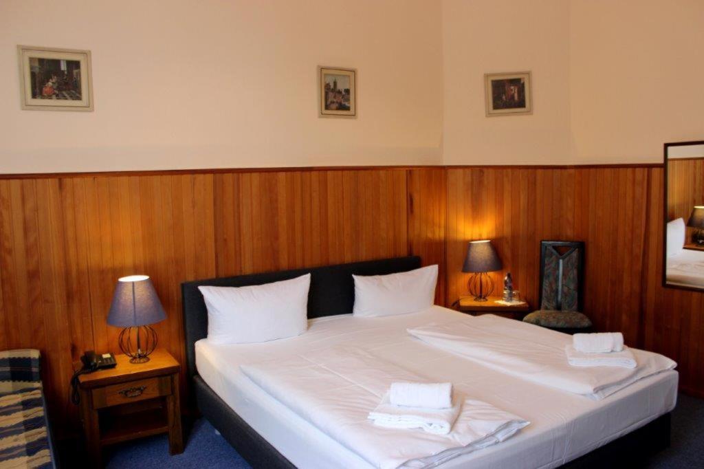 Hotel-Pension Rheingold Am Kurfuerstendamm Berlin Dış mekan fotoğraf